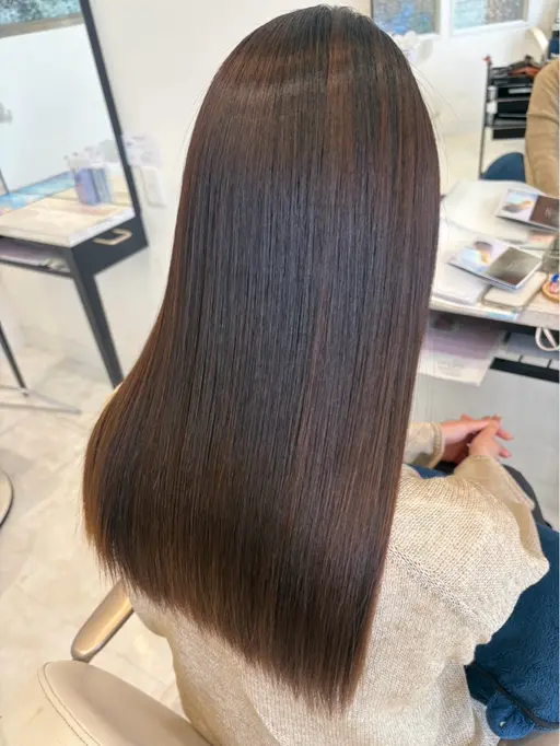 平日限定【最高級Rejeトリートメント🌟】人気No. 1ブリーチ毛でもツヤサラヘアに🙋♀️