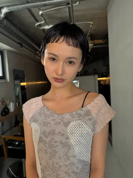 🧤✨【柔らかな質感】✨🧤カット+前髪パーマ+トリートメント