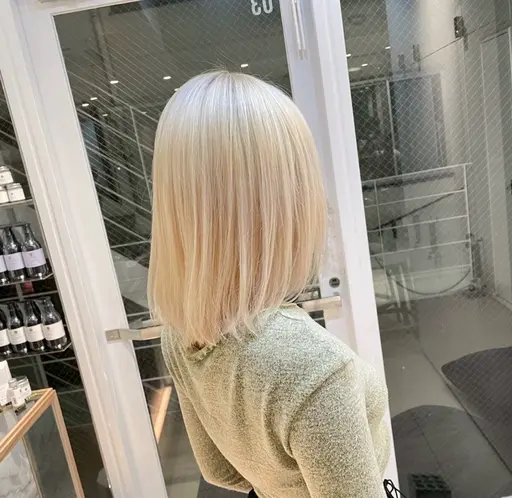 【ブリーチリタッチ✨️】オンカラー＋シャンプー＋トリートメント＋ヘアセット