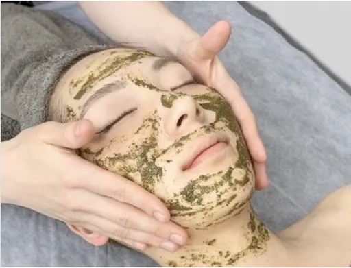 【新規】にきびケアや毛穴ケア🫶［剥けないハーブピーリング]で毛穴レスのツヤ肌に🌿ダウンタイムなしの安心施術○