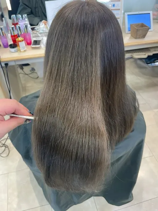 【💧🐬艶ツヤ水トリートメント💧🐬】一瞬でうる艶髪に💇♀️✨️香りも香水の様に一日中続きます🫰💗