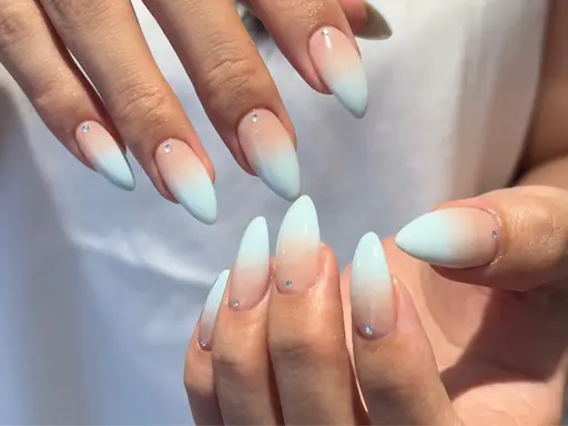 【期間限定】カラーグラデーション/オフ有り💅🏽🤍🩷