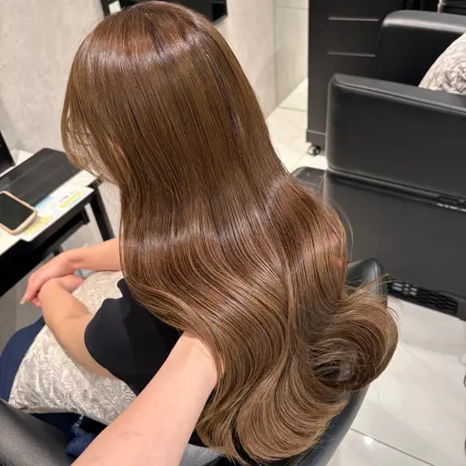【秋っぽいカラーにしませんか?🤎🍂】人気No.1🎀✨️ワンカラー+髪質改善トリートメント🧚🏻⸝⋆(営業後🌙)