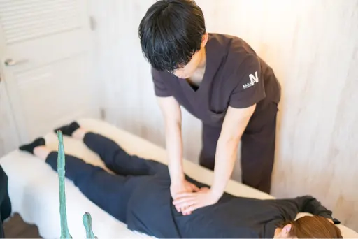 15.16.17日限定❣️《全身整体50分＋ヘッドスパ30分｜Premium Body Care 80分》　肩こり反り腰
