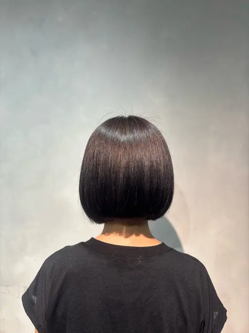 レディースカット💇‍♀️ （シャンプー、トリートメント付き）※3cm以上カットさせていただける方