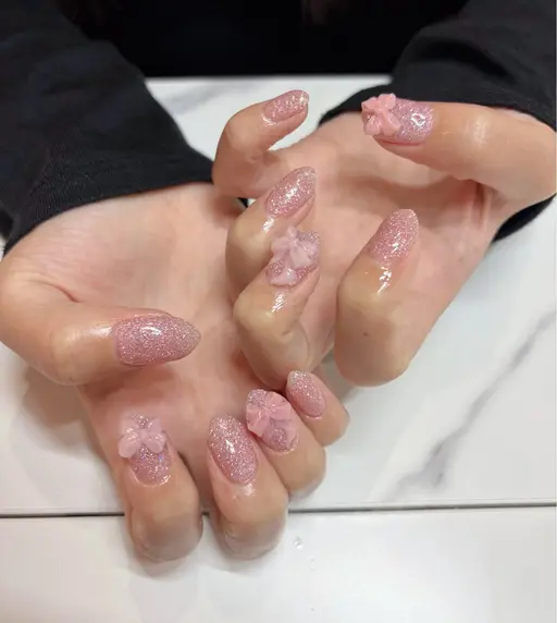【デザインネイル💅🏻】オフ込み ベースフラッシュ  デザイン4本のみ  デザインは補足説明に書いております♩