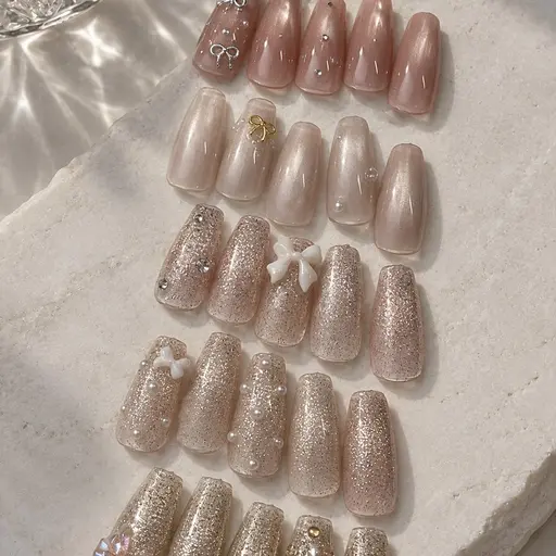 選べるパーツ4つ+マグネット