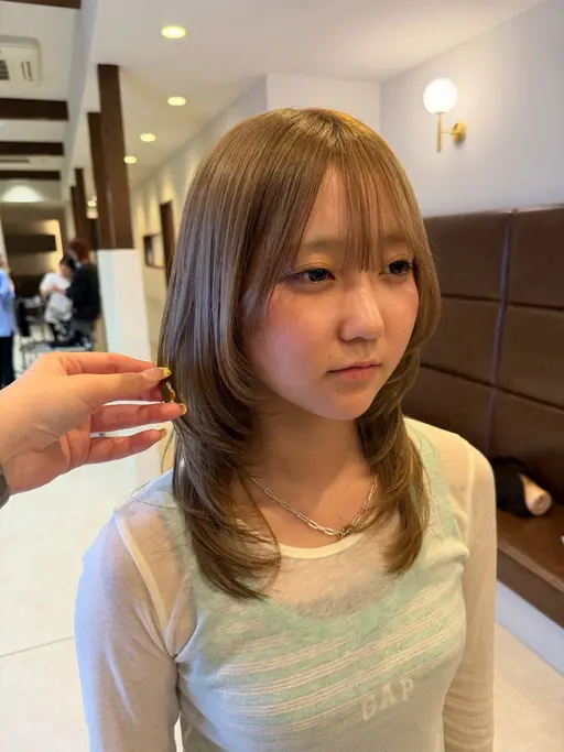 9/10 19時半〜レディースカット✂️ (補足説明ご覧の上ご予約お願い致します🙂↕️) シャンプーブロー込み🫧