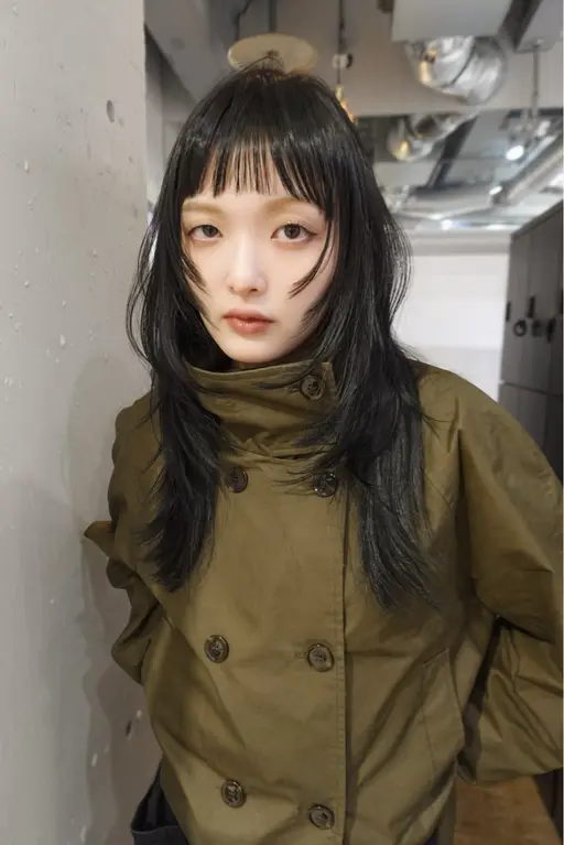 似合わせレイヤーカット・ハッシュカット+トリートメント✨️(切ってセミロング以上限定)