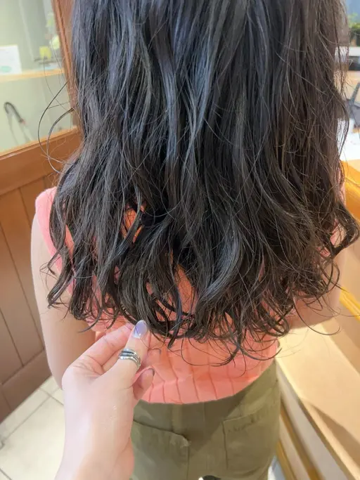 🌈✨ニュアンスパーマ👩🦱✨朝のスタイリングを楽ちんにしたい方におすすめです🙌