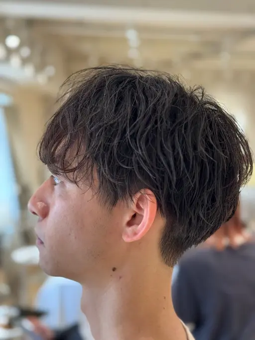🔥【トレンド】🔥メンズカット+波巻きパーマ🔥柔らかいカールでおしゃれな雰囲気に