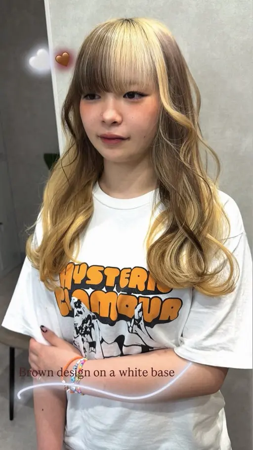 エフェクトブリーチ(ケアブリーチ)を使ってブリーチします！デザインも可能です👱🏻‍♀️🎀