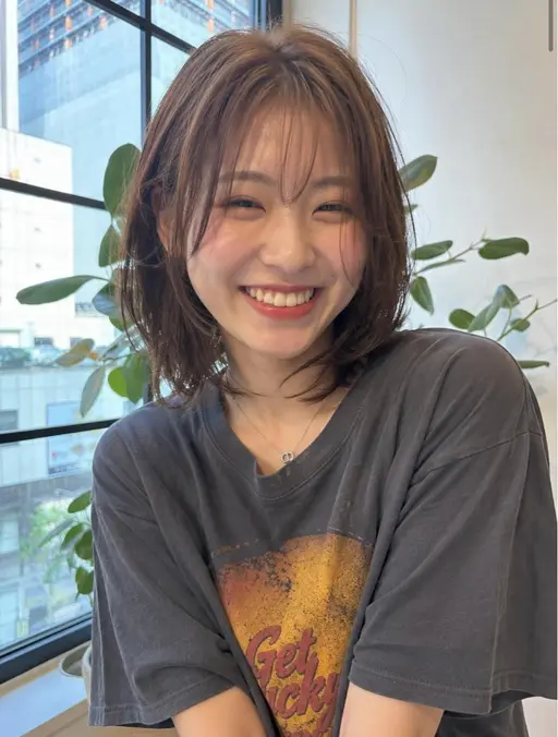 🌱10代.20代モニタークーポン🌱大人気垢抜けレイヤーも◎💚盛れるカット+透明感カラー+2STEP TR💚