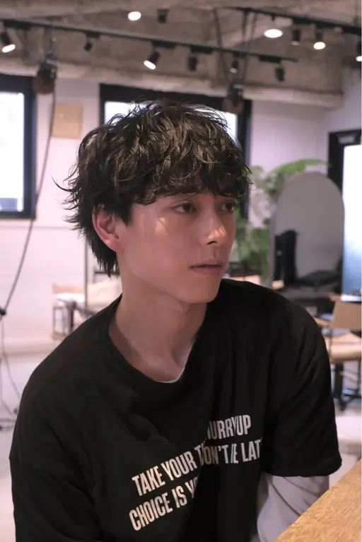 ［今月あと1枠❗️］メンズパーマ➕カット➕エクラリティトリートメント 50%オフ🌟20代にオススメ✨注意事項あり