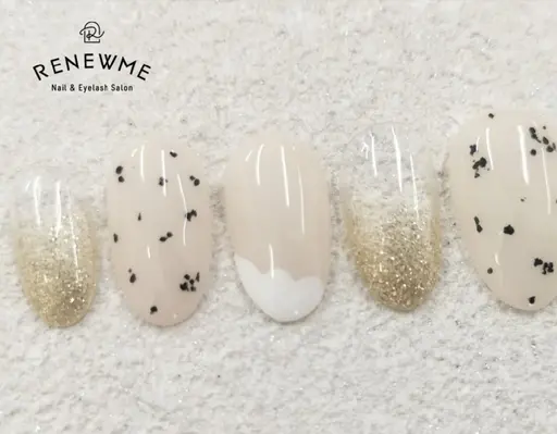 OFF🈚️マンスリートレンドデザイン💅【こちらが指定するデザイン限定 9/8 13:00】