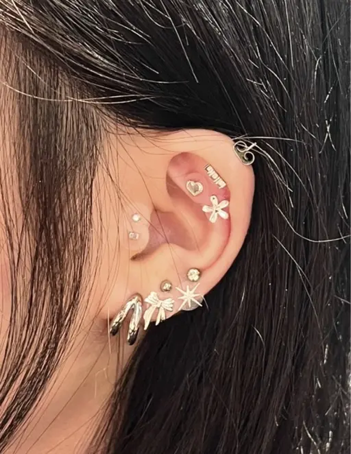 ✨推し活女子に人気✨キラッと可愛い耳つぼジュエリー💎体の内側からキレイに🎀《1粒380円〜》