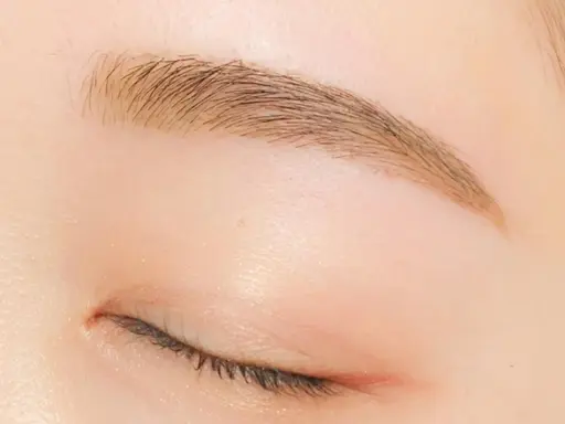 8月おすすめ❗【13時～15時🕒】美眉WAXスタイリング⛲《女性／メンズ》