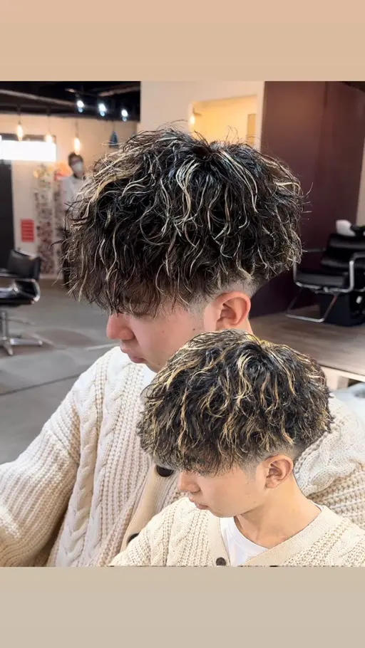 【⚡️シャープな縦落ち⚡️】✂️メンズカット+ツイストスパイラルパーマ✂️漢を上げるパーマ🔥メンズカット/ツイスパ