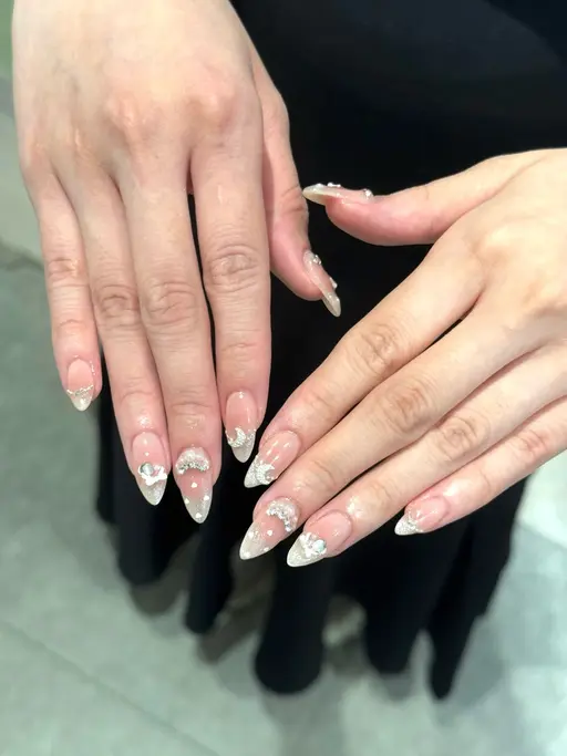 オフ込み120分つけ放題コース⭐︎お時間内にできるデザインになります⭐︎(目安6〜10本アート)