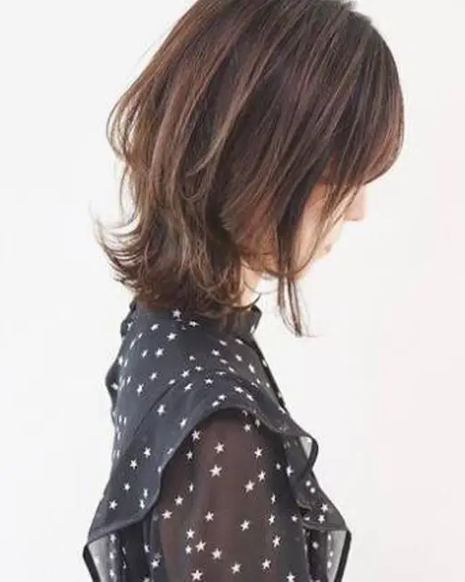 🍒今どき可愛い🩵ミディアムレイヤーカット🩵
