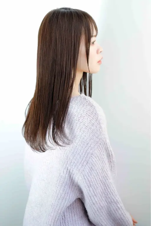 しっかり伸ばしたい方のストレート シャンプーブロー込み
