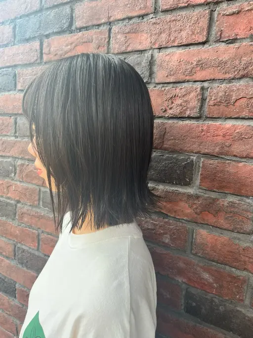 カット✂️➕ダメージ改善🍀サラサラまとまるトリートメント✨️今なら気持ち良い✨プチヘッドスパサービス✨
