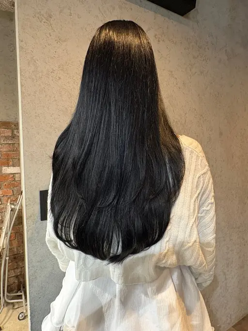 【暗髪🩶】大人可愛い艶感カラー‪‪❤︎‬🐈‍⬛就活での黒すぎない暗染めもお任せ下さい✨