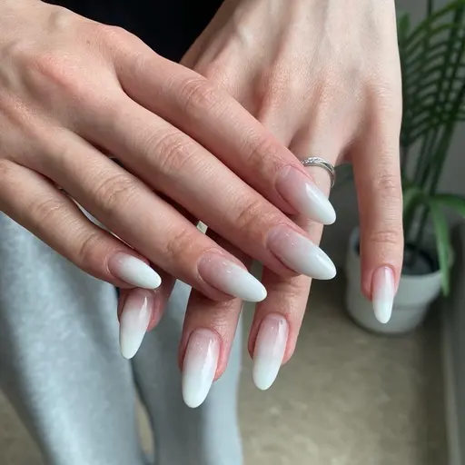 【HAND】9/30(水)テストモデル🎀オフなし白グラデーション