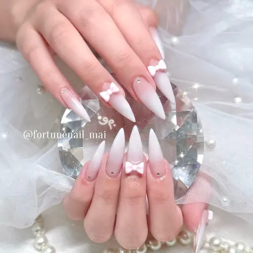 🎀オフありハンドワンホンガーリーちゅるん90分持ち込みデザイン(アート目安片手3.4本)🐩💭🎀