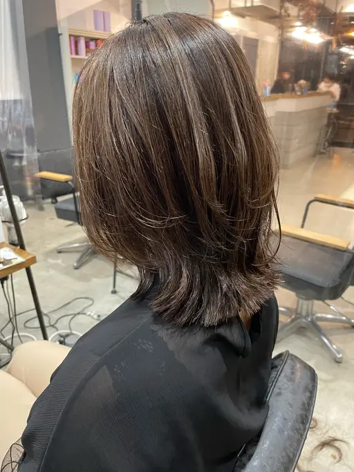 【平日限定価格❣️】似合わせカット・艶カラー