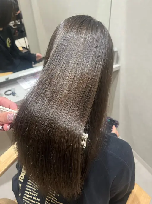 ✨️7月限定┊︎人気No.1┊︎透明感カラーが叶う┊︎カット➕カラー➕内部補修ケアTR