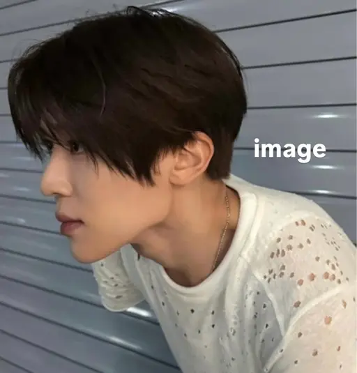 men's center part cut + aujua shampoo + treatment