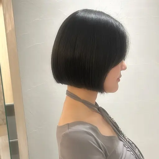 【首元スッキリ👀✨】  ぷつっとボブ✂️ Aujuaライトトリートメント付き✨️