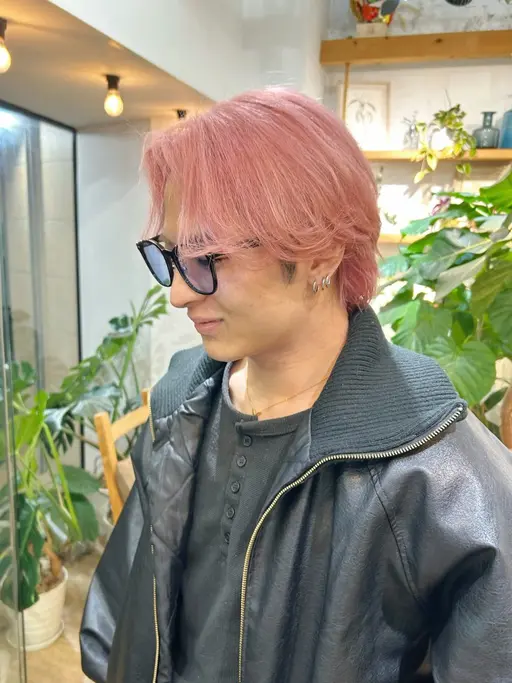 水曜限定モデル価格✨ケアブリーチ×全体透明感カラー✨(1ブリーチ)(リタッチの場合、幅3㎝以内&肩下までの長さ限定)