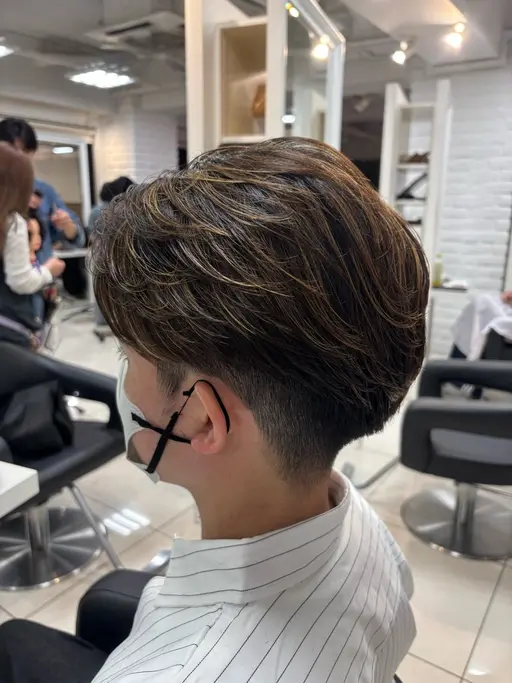 【🪽動きのある髪へ🪽】メンズカット＋フェザーパーマ＋ケア剤付き🕊時短セットで高クオリティ再現 施術時間￤120分