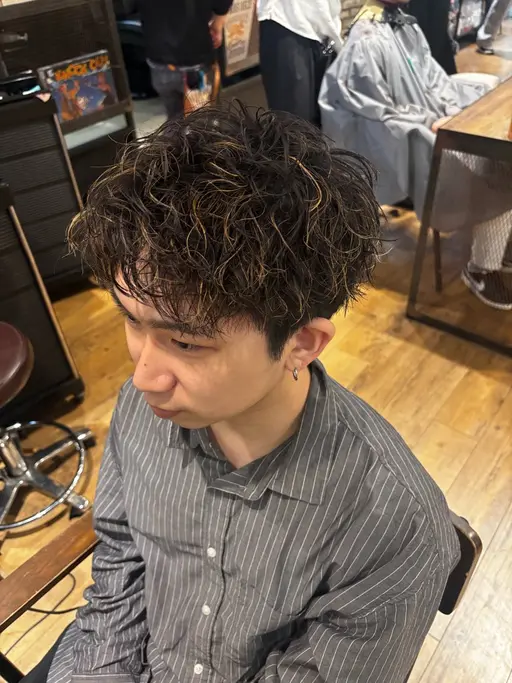 ‼️決まり次第終了‼️【9月4日9時〜、のみ】🫧メンズパーマ🫧 平日限定🎀2名様限定🎀