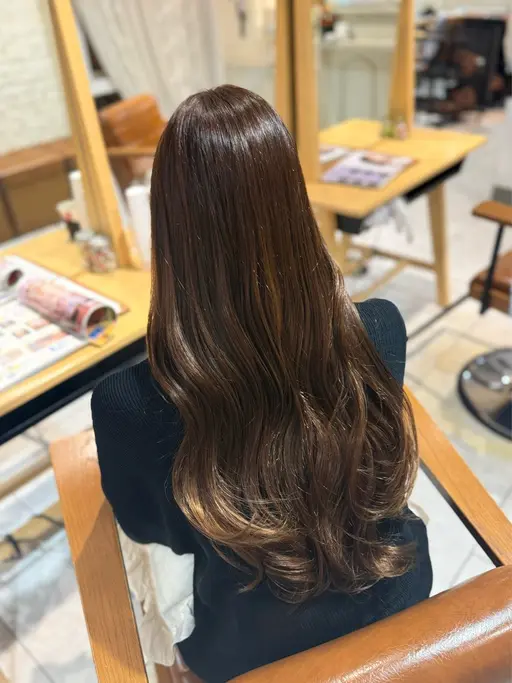 ⭐️9日限定⭐️カット➕カラー➕トリートメント限定のメニューとなっております!✨ ①12時半〜 ②15時半〜