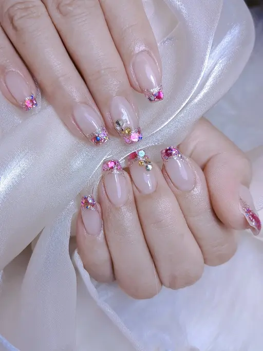 🌸J'rネイリスト/持ち込みデザイン 🔥パーツやアード2本まで※