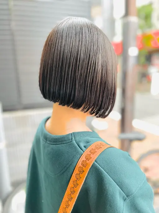 ※ショートもしくはショートにされる方限定※のカットと縮毛矯正のメニューです。