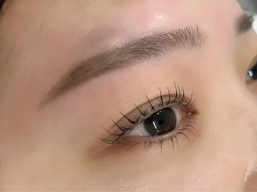 🌸パリジェンヌラッシュリフト+眉毛ワックス🌸
