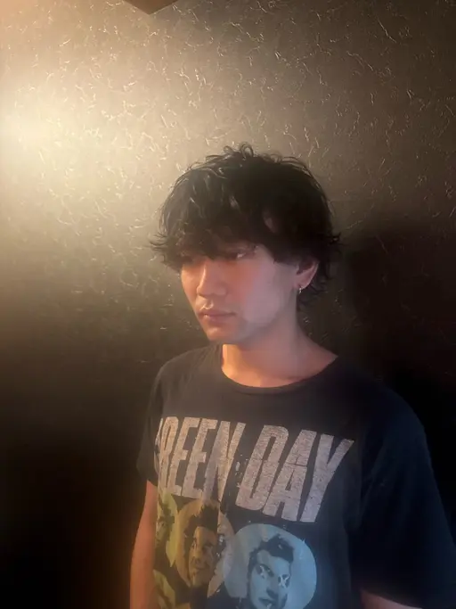 【7月限定|デビュー記念】メンズカット+パーマ¥4,000✨(ツイストスパイラルは➕1100円)