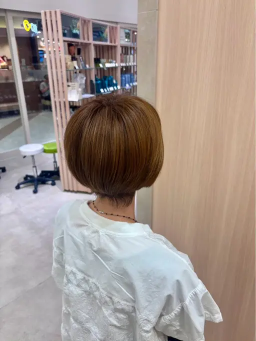 酸性カラー(ヘアマニキュア)