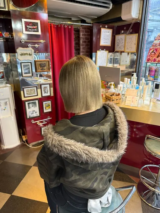 残り5名様限定❗️切りっぱなしカット無料💇🏽♀️❗️クイックスパ付き❗️毛先3センチほど整えるだけでも大歓迎です!