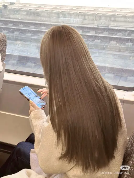 ✨モデル様募集中✨ブリーチリタッチ➕うる艶カラー☘️⚠️補足説明をお読みになってからご予約ください!