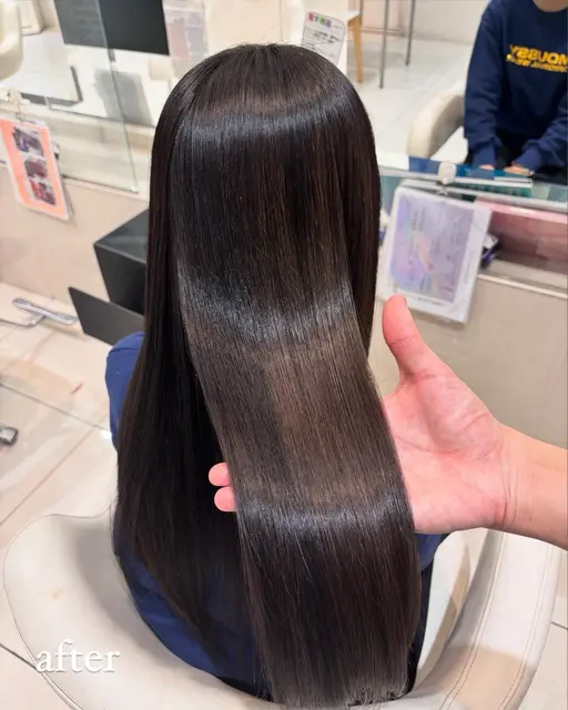《次世代の縮毛矯正》✨髪質改善ストレート✨