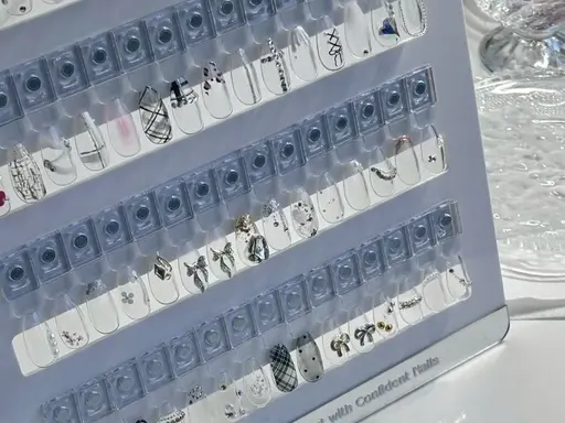 🩵2本アートorパーツ(オフあり)🩵【モデル様募集】技術向上のため研修ネイリストが担当!