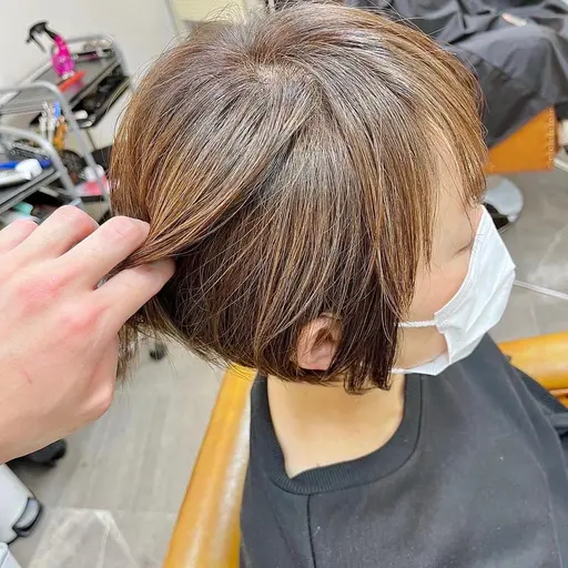 白髪大歓迎✨カットカラー無料✨40〜60代の撮影OKな方募集します!💇♀️ショート限定⚠️白髪もキレイに染めます✨