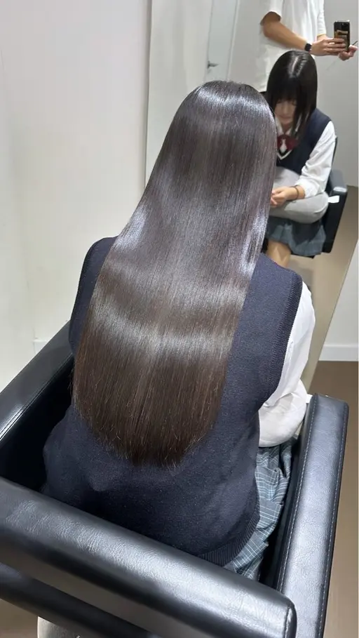 ✨️うねり、ボリューム、パヤつき全て解決します🪩髪質改善縮毛矯正＋髪質改善トリートメント🪩