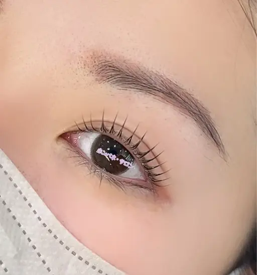 💗新規様♥限定‡まつげパーマ（ラッシュリフト） ♥💗ビタミンアイパック、コーティング付き上のみ(土日祝日3800円)