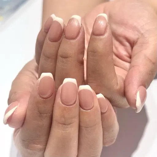 オフなし/フレンチネイル🩰❤︎